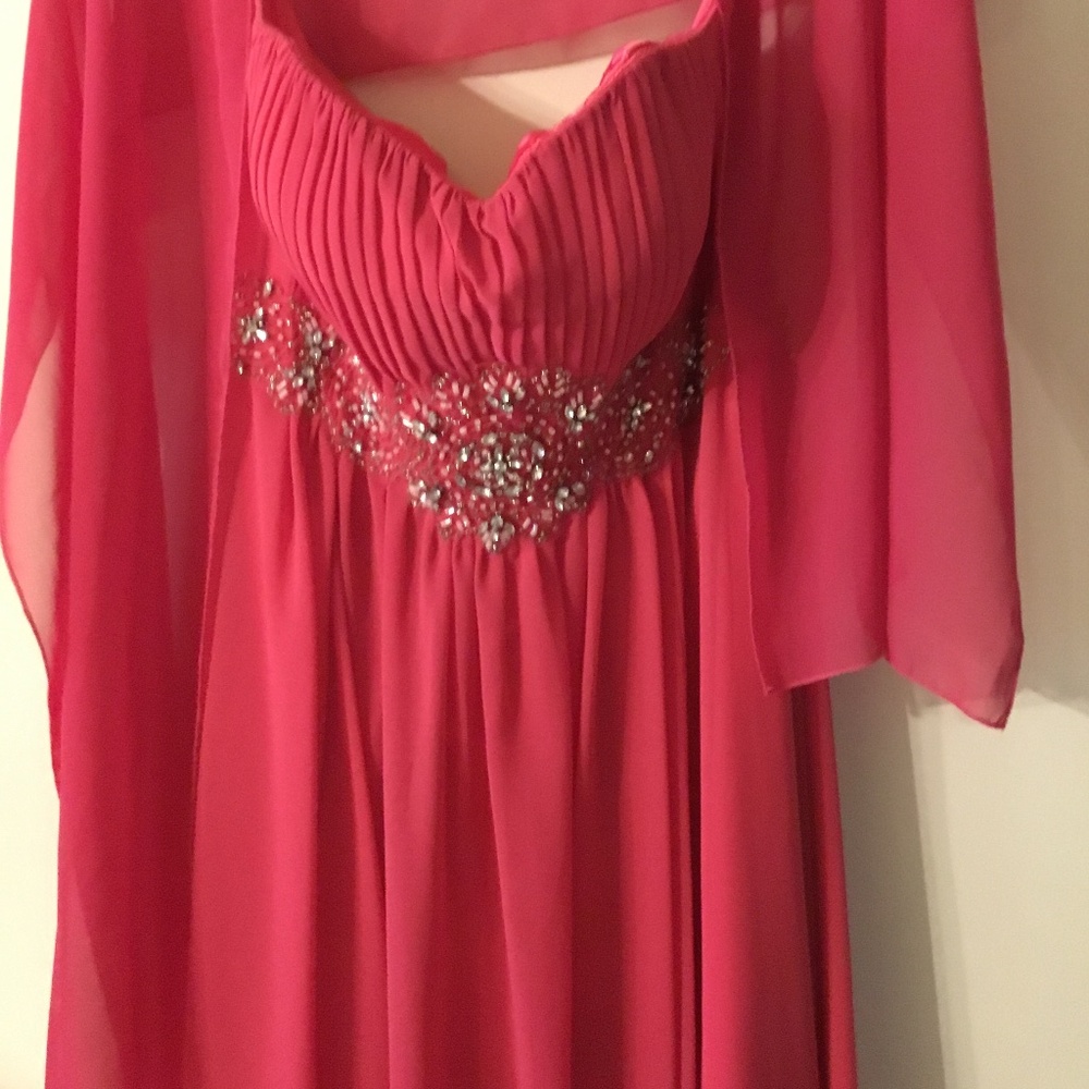 Beautiful Whatchamacallit Fuchsia Prom Evening Gown with Wrap